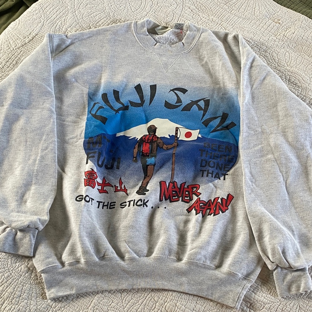 Japanese Fuji San Men's Grey Sweatshirt